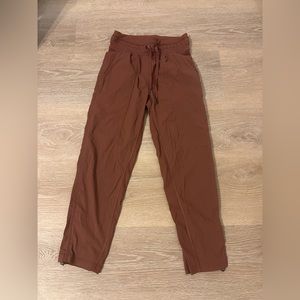 Lululemon Dance Studio Mid-Rise Cropped Pant, Color Dark Terracotta, Size 2